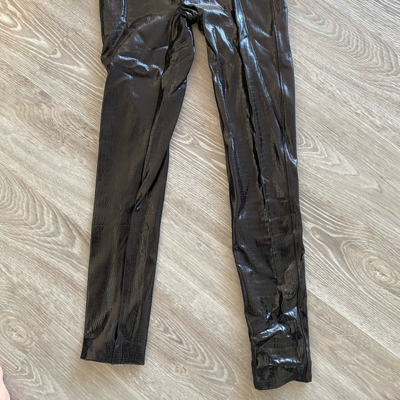 Spanx, snake skin, size medium - Picture 5 of 10